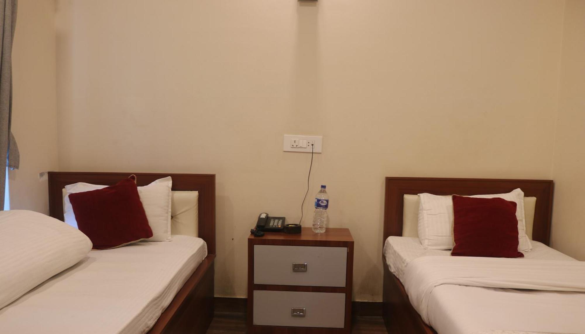 Hotel Tiktok Kathmandu Buitenkant foto